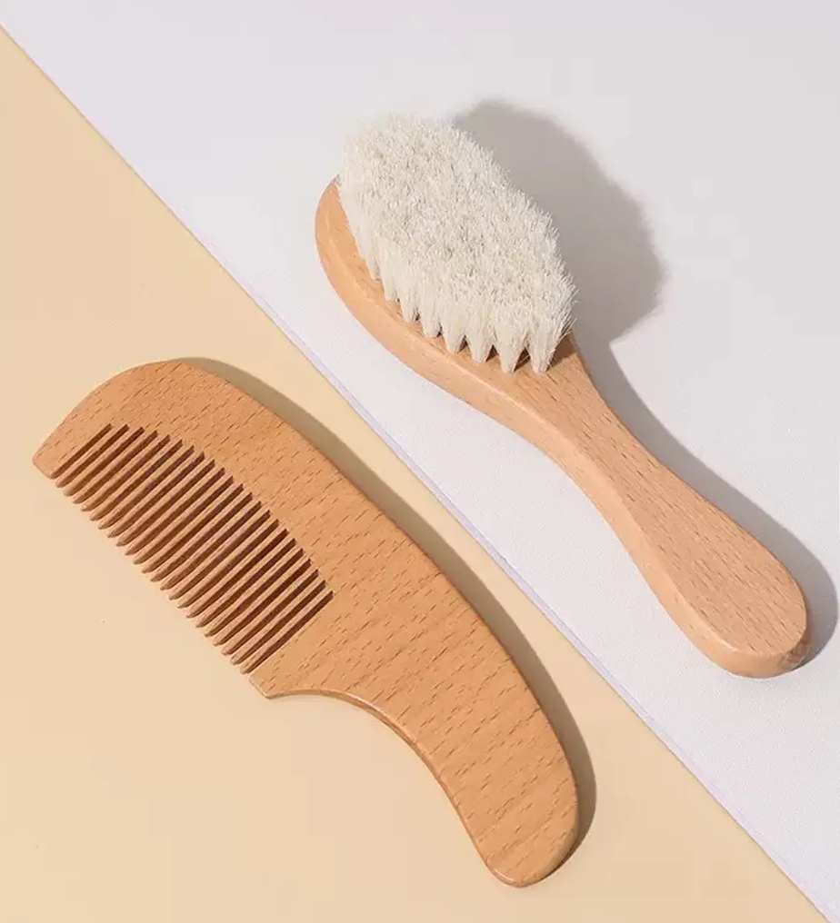 Set Cepillo y Peine de Bambú para Bebé 🦱✨| Cerdas Naturales Suaves