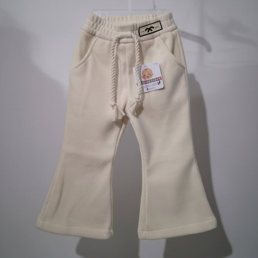 Pantalón Cotelé Café y Beige ❄️🧶🤍